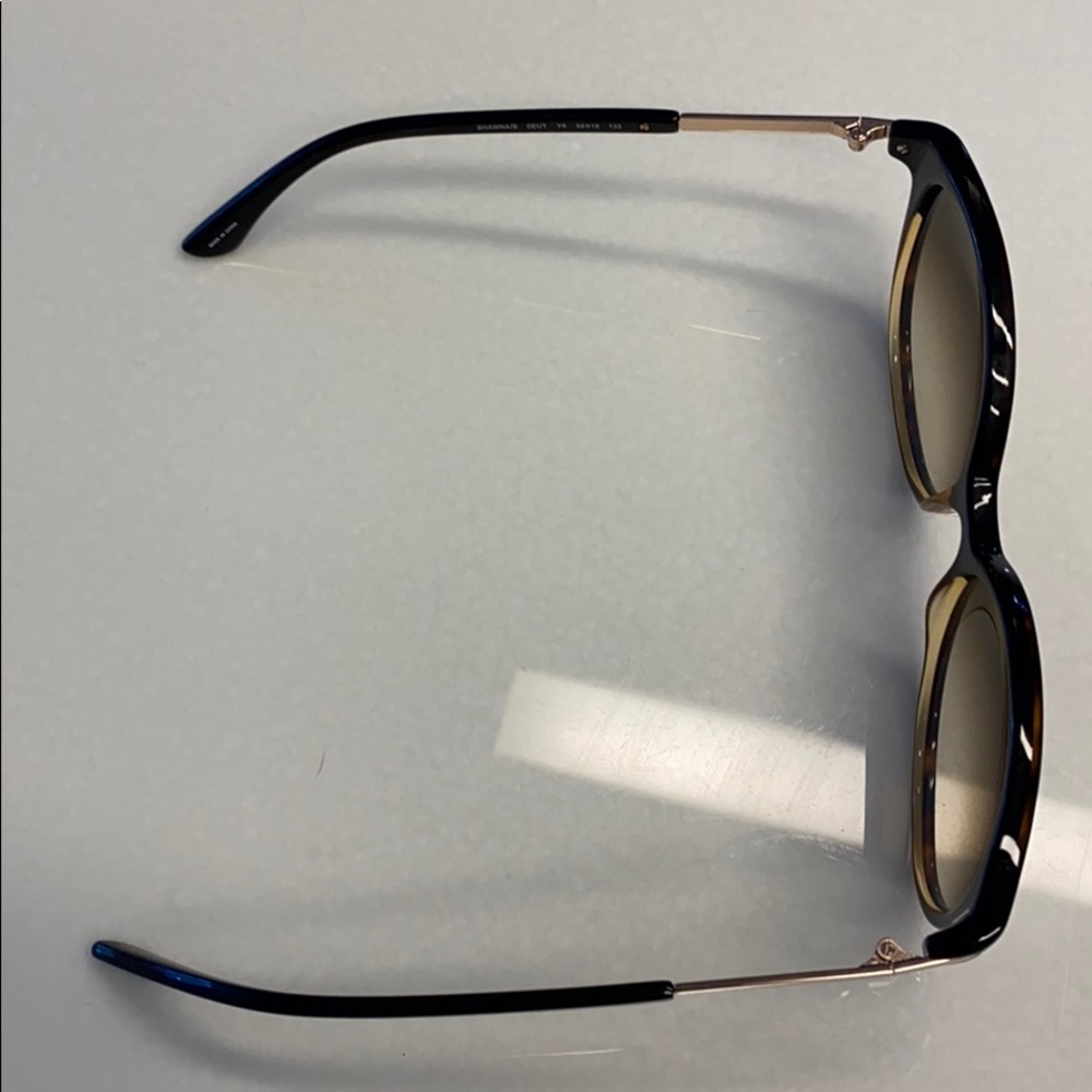 kate spade Cat Eye Sunglasses with Pink Case - Picture 4 of 5
